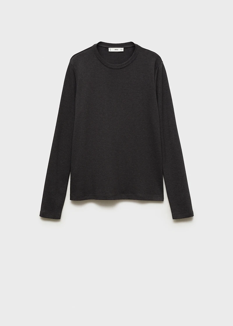 Thin round-neck t-shirt