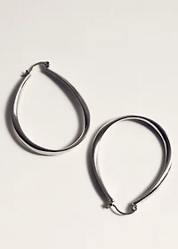Oval hoop earrings