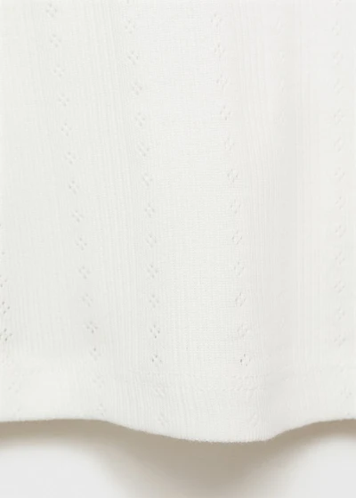 Cropped short-sleeved t-shirt