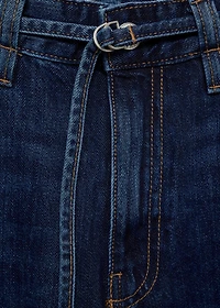 Wide-leg jeans with belt