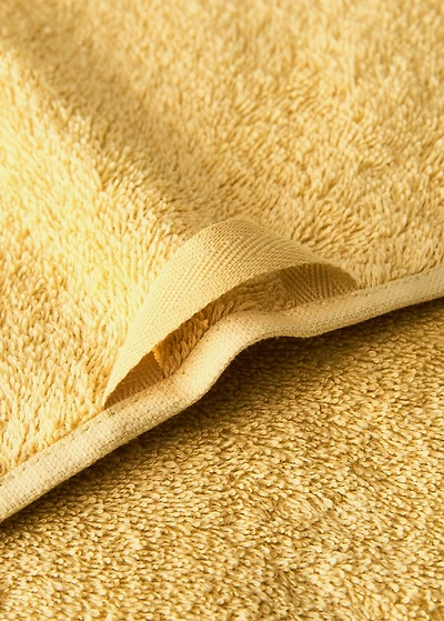 Children's bath towel with crochet trim