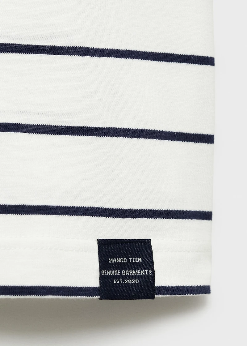 Striped short-sleeved t-shirt