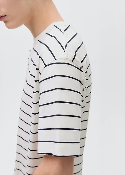 Striped short-sleeved t-shirt