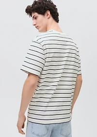 Striped short-sleeved t-shirt