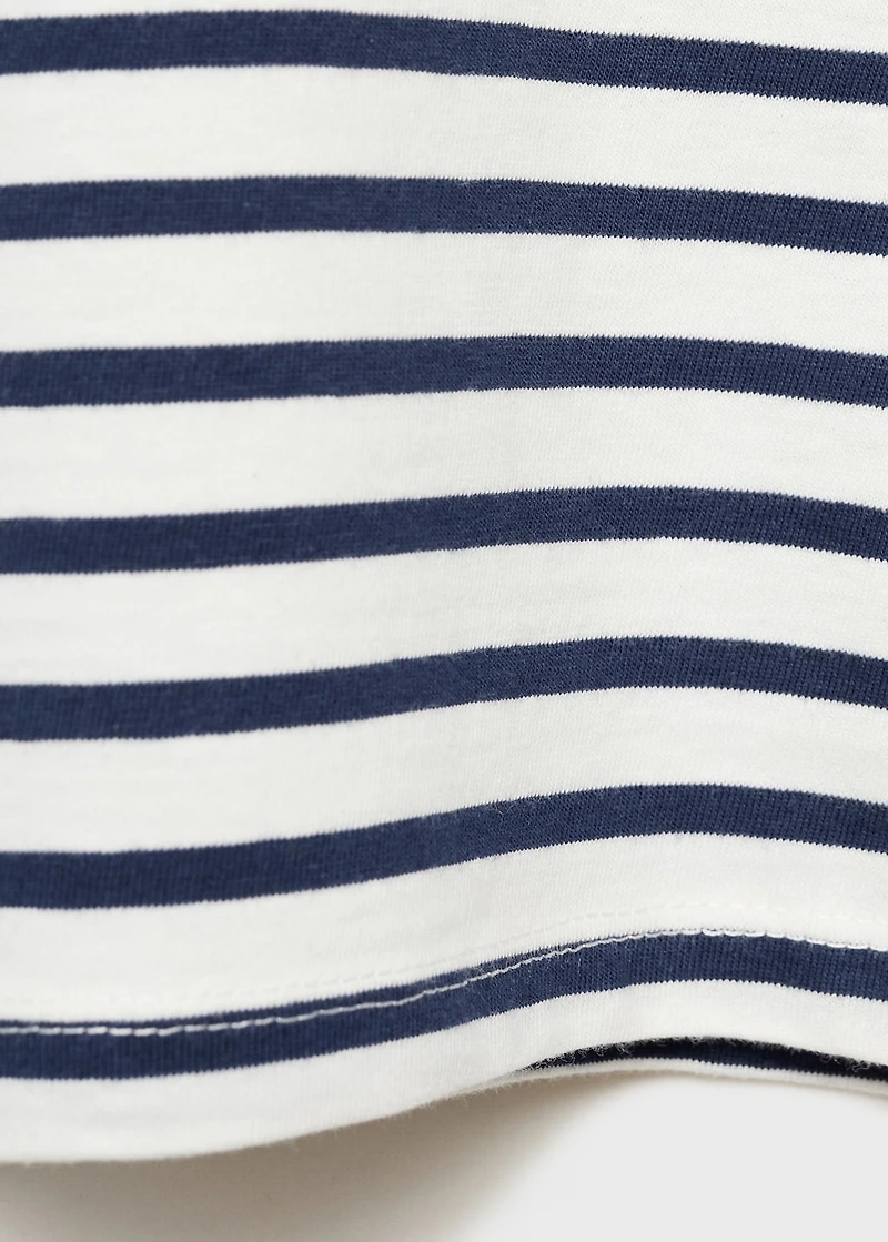 Cut-out t-shirt with striped shoulders