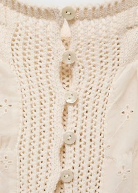 Combined top with lace details