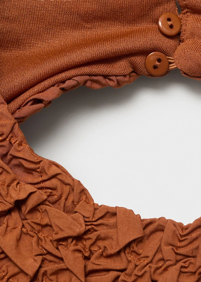 Combined open-back textured dress