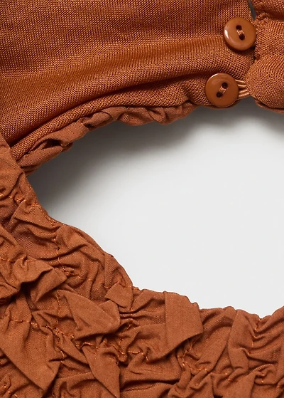 Combined open-back textured dress