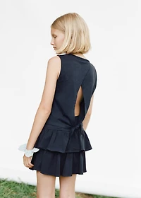 Cut-out back crop T-shirt