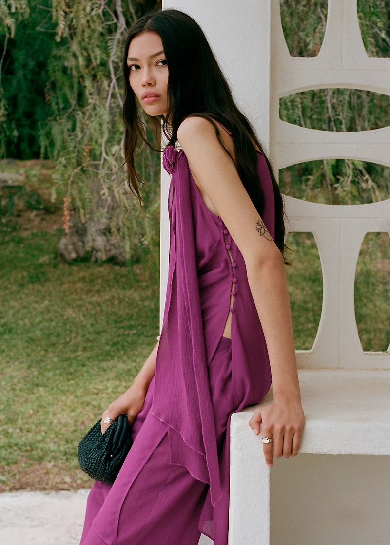 Long top with flower detail