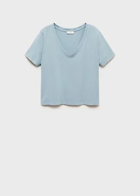 V-neck T-shirt