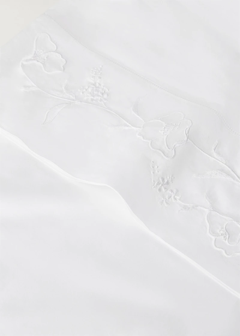 Cotton pillowcase with hand-embroidered flowers 45x110 cm