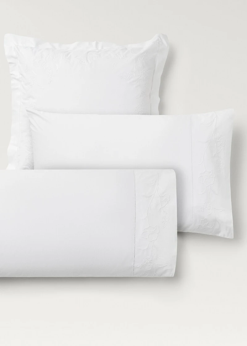 Cotton pillowcase with hand-embroidered flowers 45x110 cm