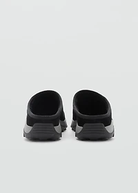 Leather clogs with track sole