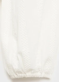 Fluid blouse with embroidered details