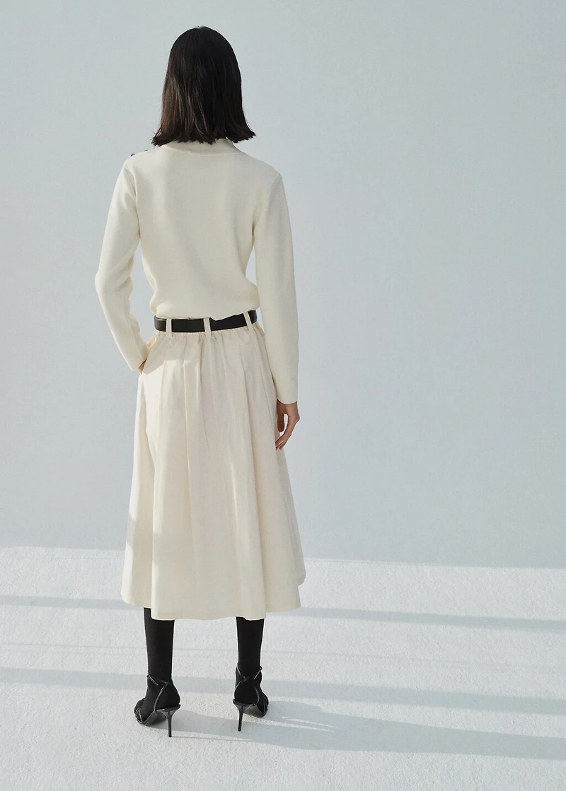 Buttons detail knit sweater