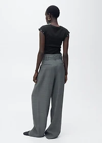 Ribbed t-shirt with die-cut trim