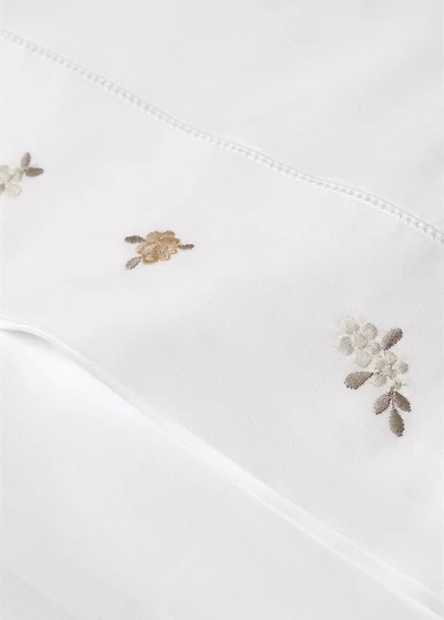Percale cotton pillowcase with embroidered flower 45x110 cm