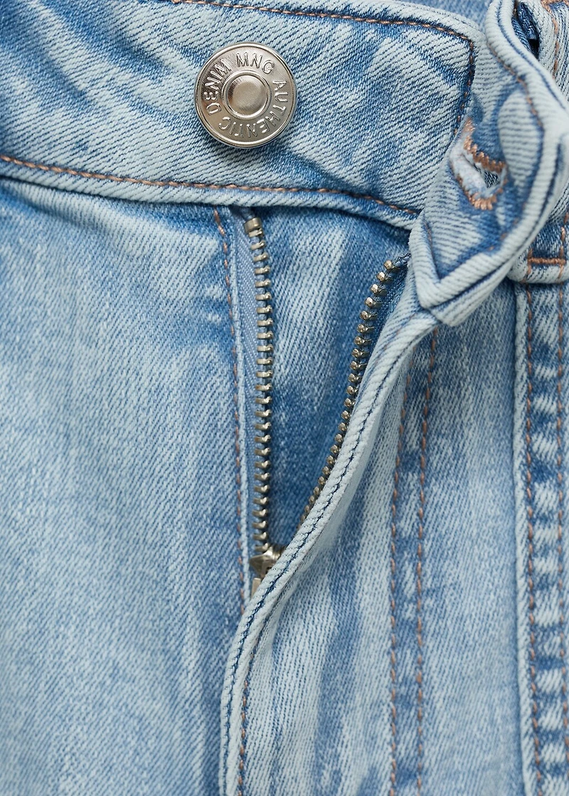 Frayed low-waist shorts