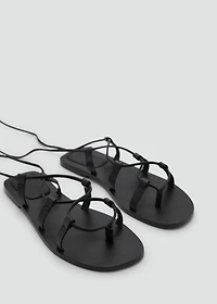 Leather straps sandals