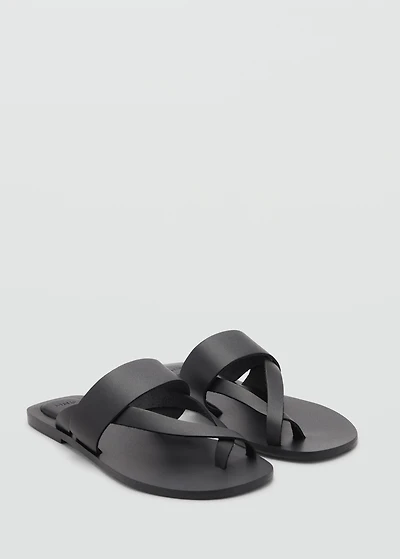 Leather straps sandals