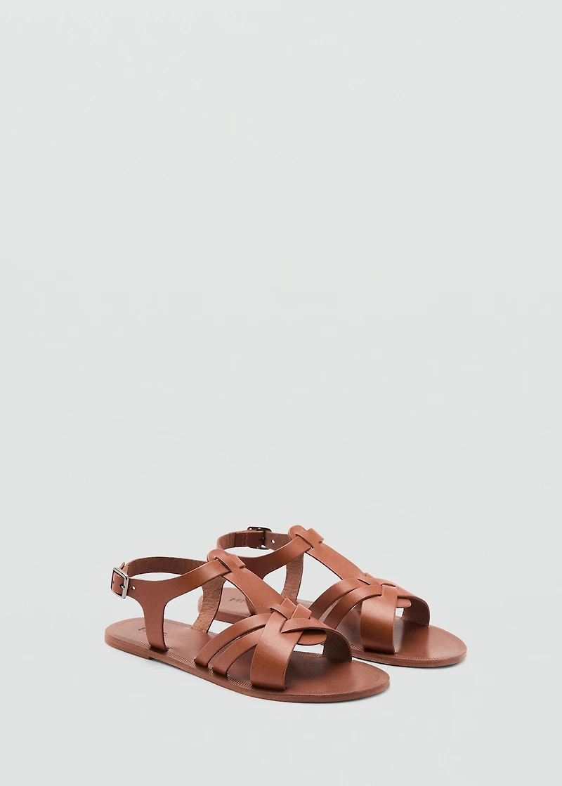 Leather straps sandals