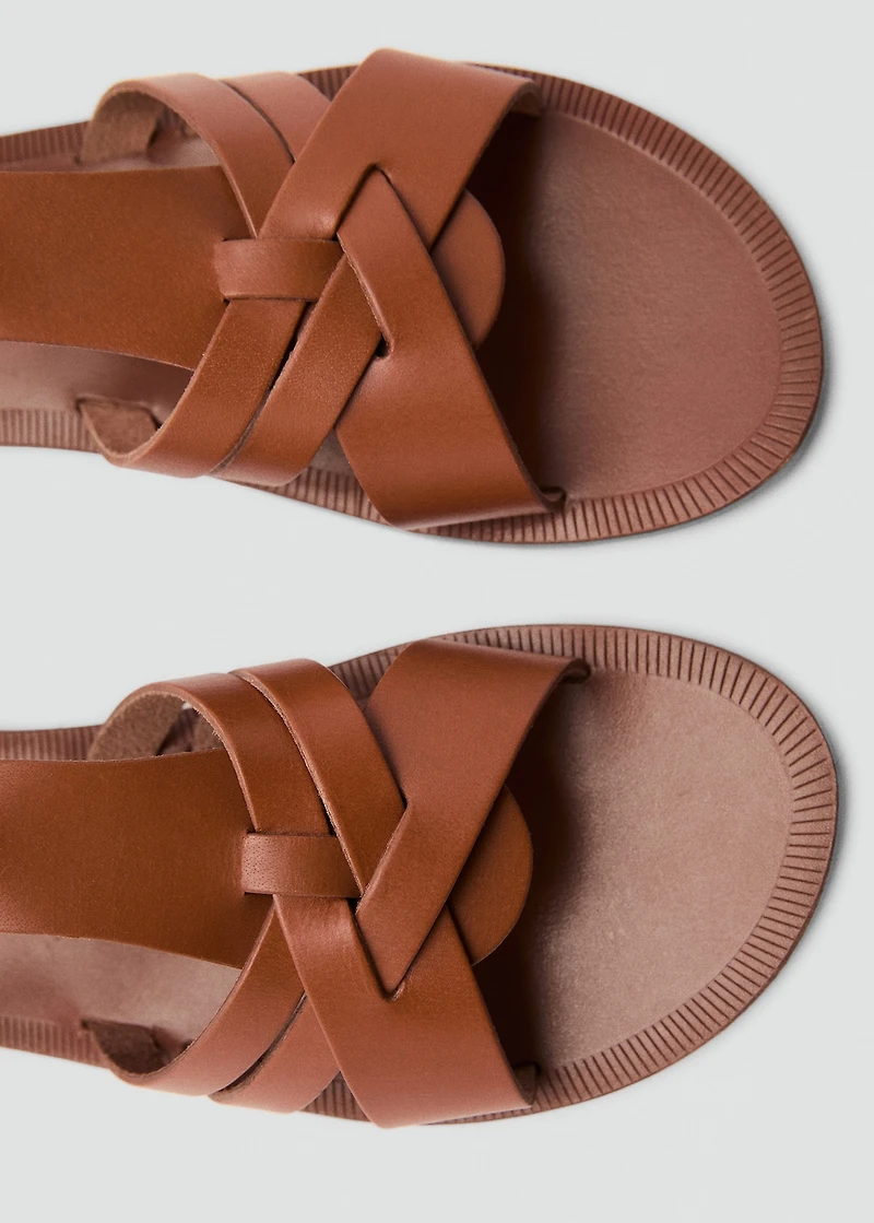 Leather straps sandals