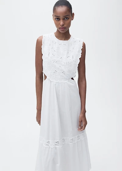 Embroidered dress with side slits