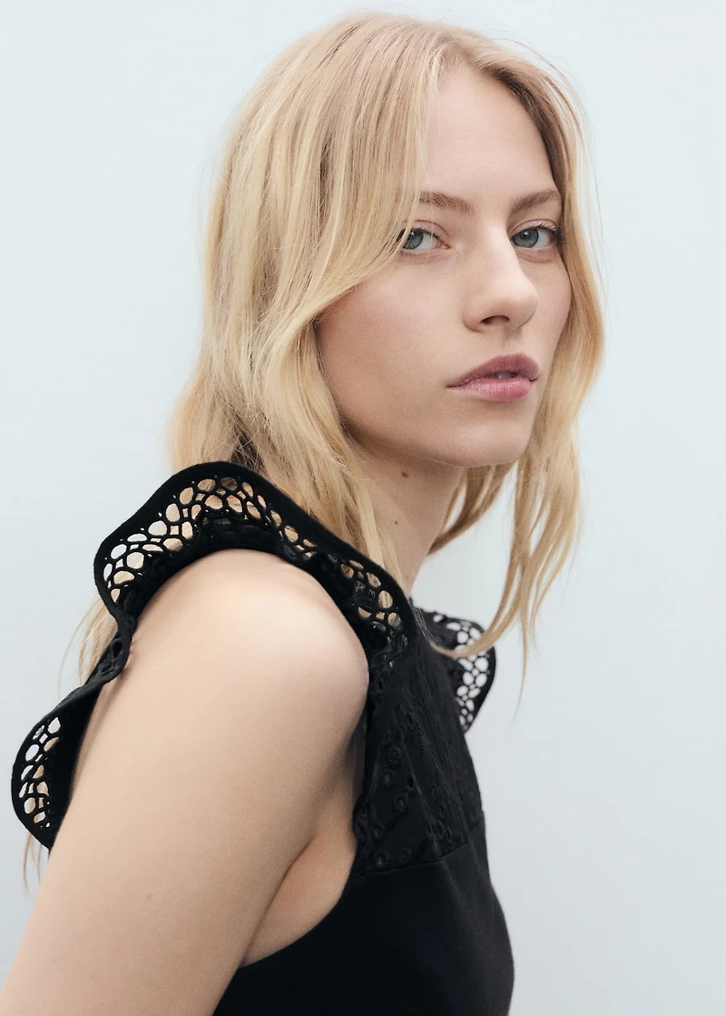 Cotton top with lace neckline