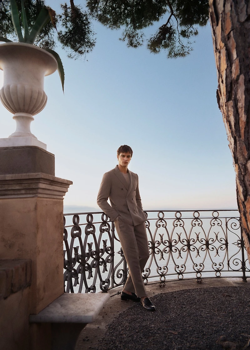 Slim-fit linen-blend pleated pants