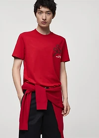 100% cotton slim-fit t-shirt with combined print