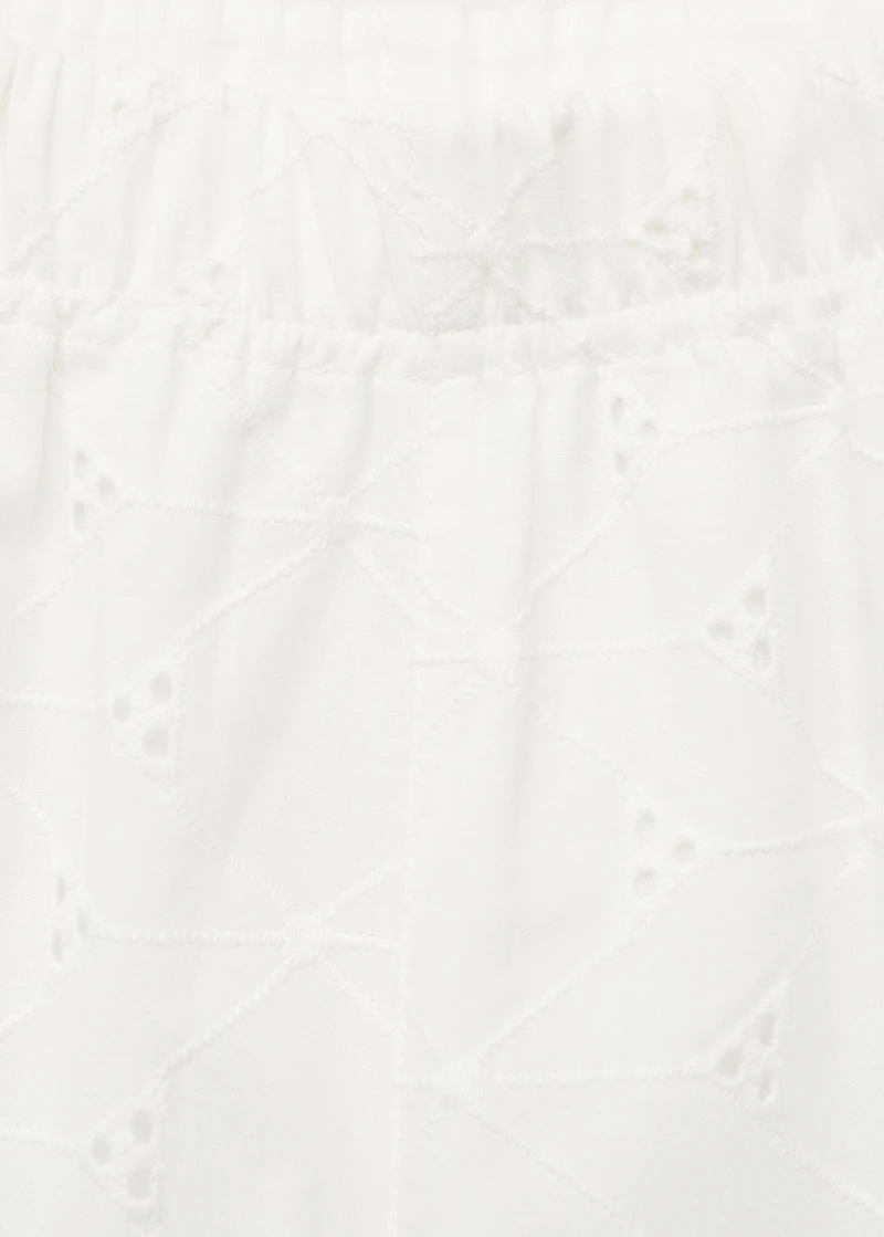 Elastic waist shorts