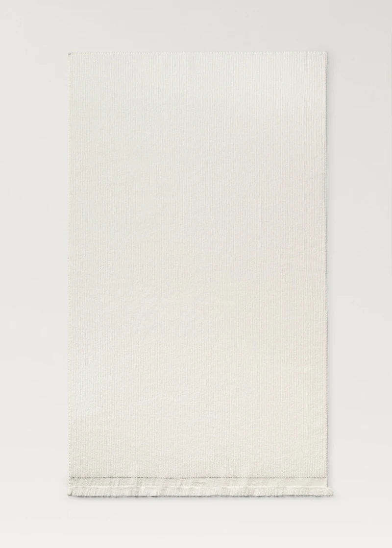 Stripe-embossed bath towel with fringes