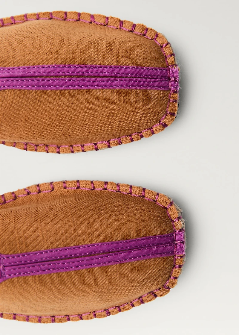 Two-tone sneakers with spade detail