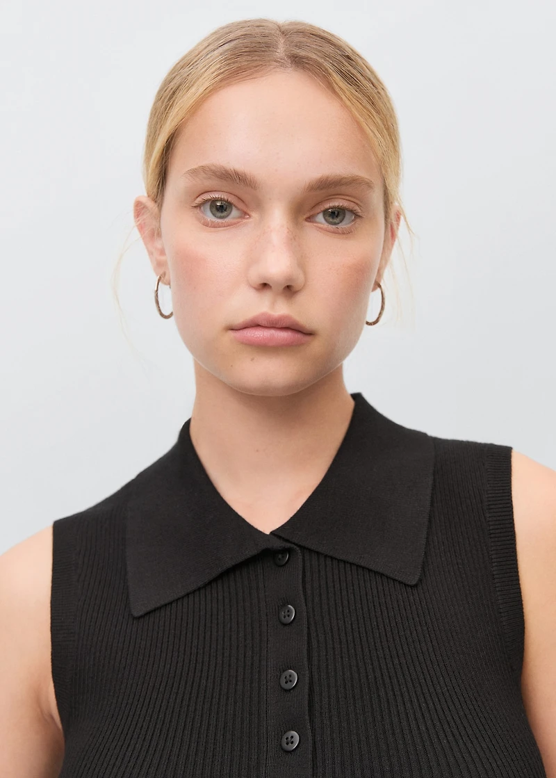 Polo-neck knitted top