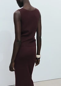 Fine ribbed knit top