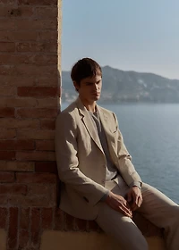 100% linen blazer with patch pockets