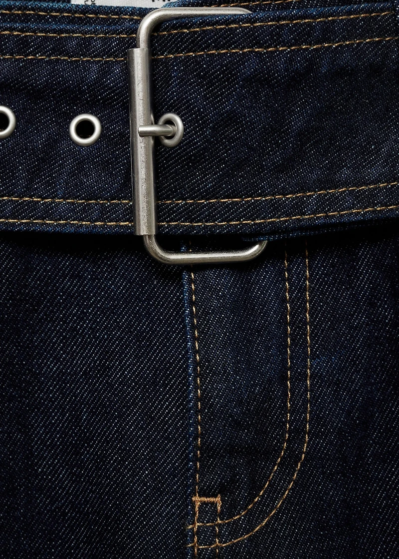 Low-rise straight jeans with belt