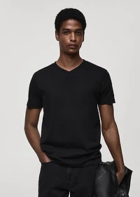100% cotton slim-fit V-neck t-shirt