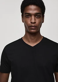 100% cotton slim-fit V-neck t-shirt
