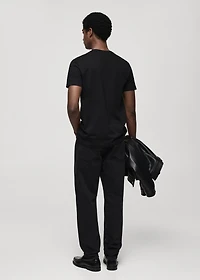 100% cotton slim-fit V-neck t-shirt