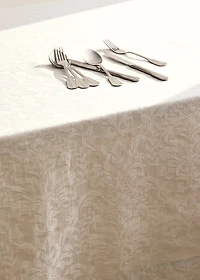 Floral jacquard cotton tablecloth for 6 to 8 diners