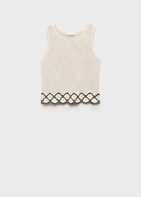 Knitted top with contrast details