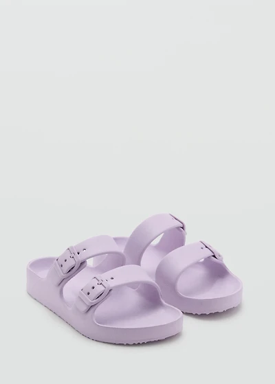 Flip-flops with buckle straps