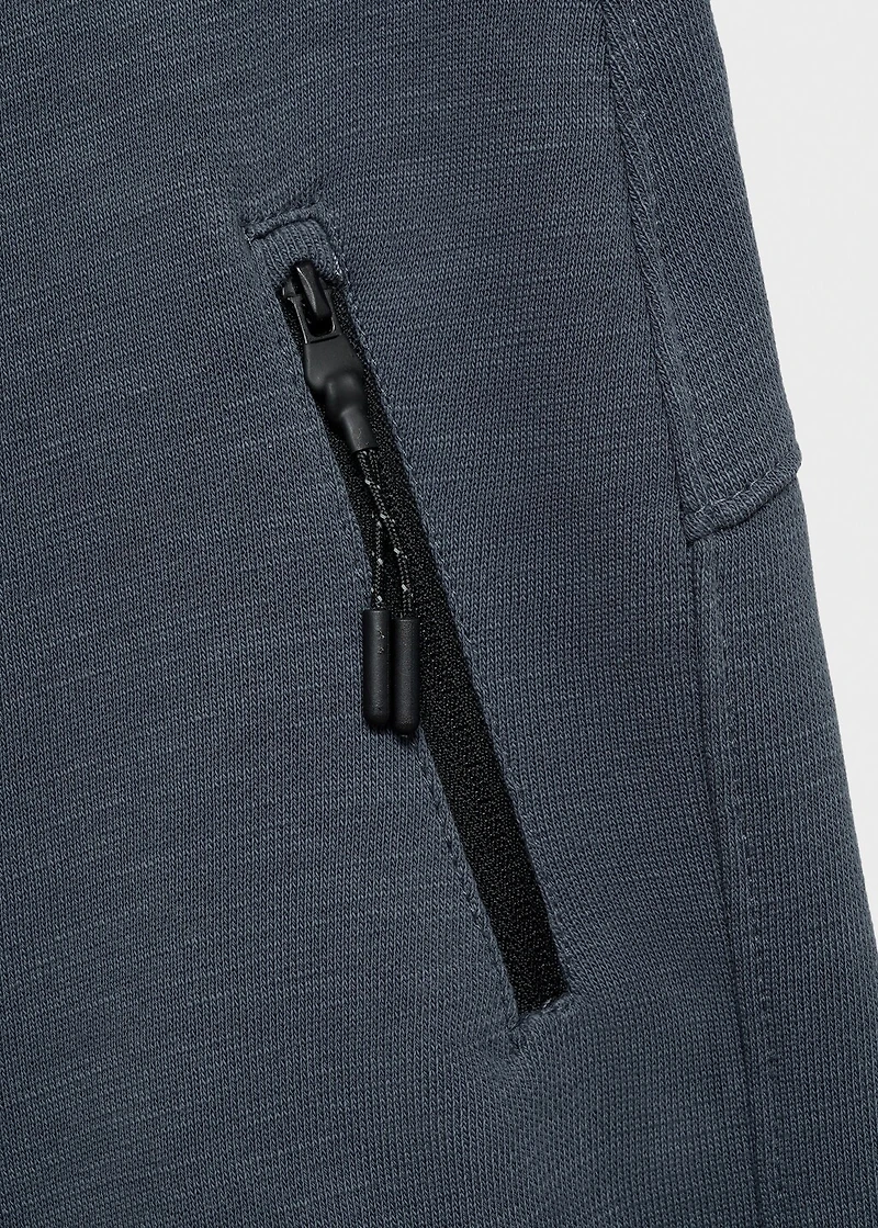 Contrast pockets Bermuda shorts