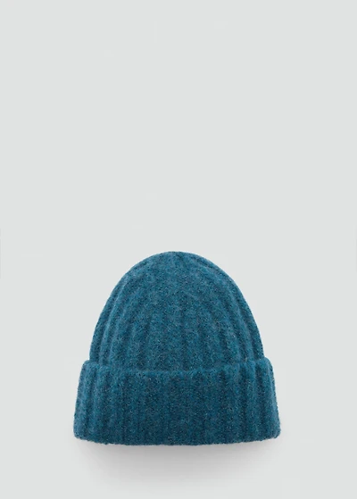 Ribbed knit beanie