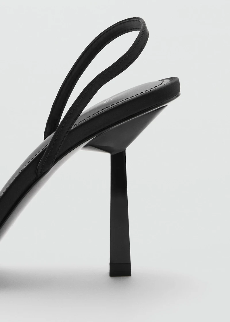 Heeled sandal with strass strap