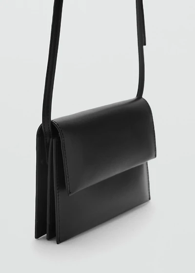 Crossbody bag with flap
