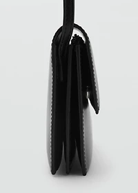 Crossbody bag with flap