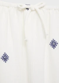 Embroidered details skirt